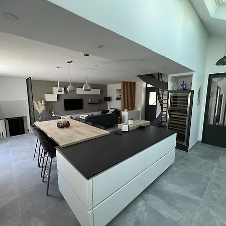 Villa, Au Coeur De Morgat Holiday home